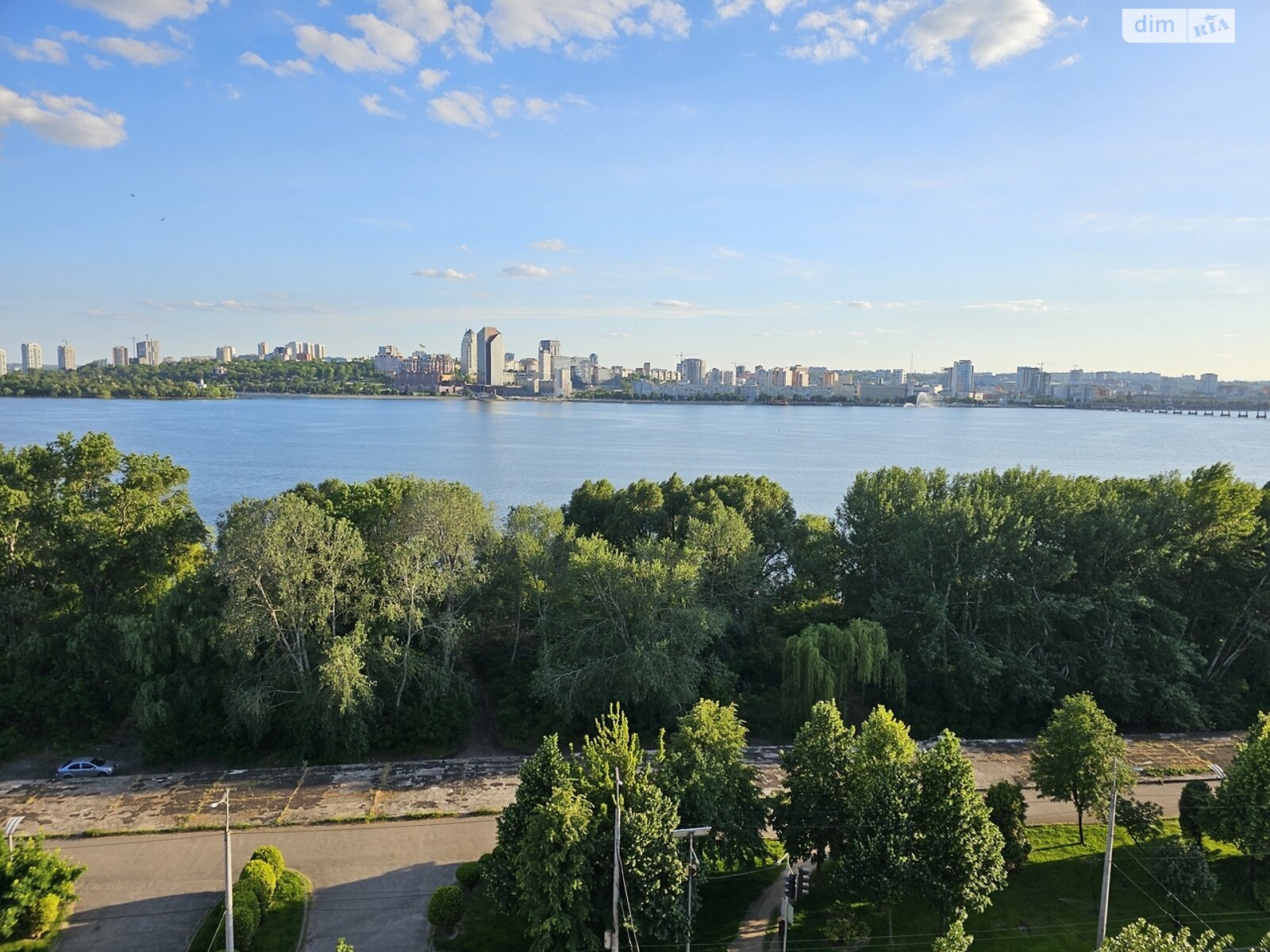двухкомнатная квартира в Днепре, район Солнечный, на ул. Солнечная Набережная 44 в аренду на долгий срок помесячно фото 1 двухкомнатная квартира в Днепре, район Солнечный, на ул. Солнечная Набережная 44 в аренду на долгий срок помесячно фото 1