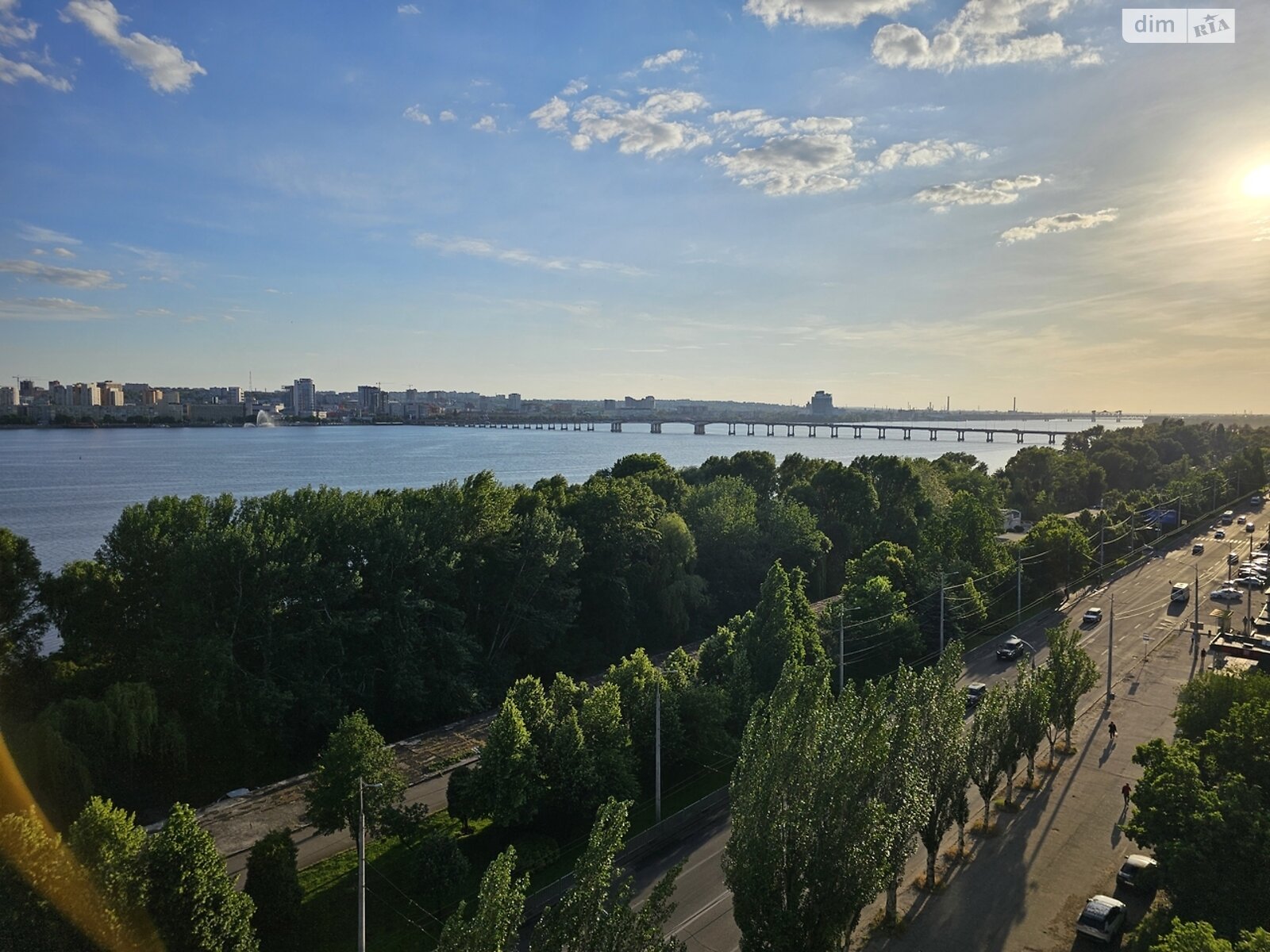 двухкомнатная квартира в Днепре, район Солнечный, на ул. Солнечная Набережная 44 в аренду на долгий срок помесячно фото 1 двухкомнатная квартира в Днепре, район Солнечный, на ул. Солнечная Набережная 44 в аренду на долгий срок помесячно фото 1