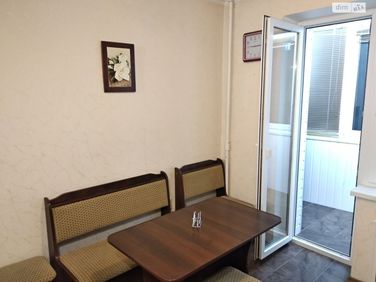 однокімнатна квартира в Дніпрі, район Сонячний, на вул. Сонячна Набережна в довготривалу оренду помісячно фото 1 однокімнатна квартира в Дніпрі, район Сонячний, на вул. Сонячна Набережна в довготривалу оренду помісячно фото 1