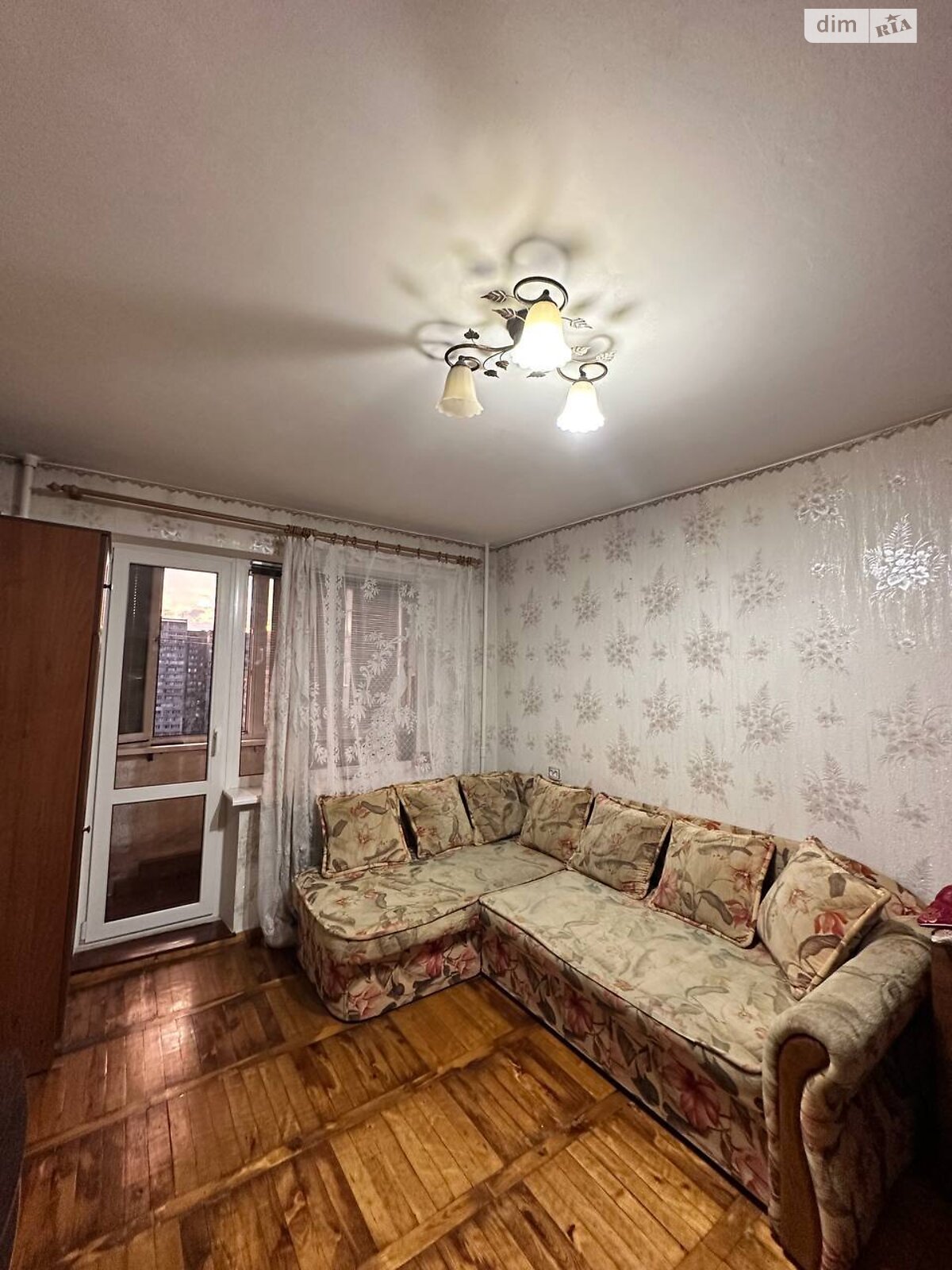трикімнатна квартира в Дніпрі, район Сонячний, на вул. Сонячна Набережна в довготривалу оренду помісячно фото 1 трикімнатна квартира в Дніпрі, район Сонячний, на вул. Сонячна Набережна в довготривалу оренду помісячно фото 1