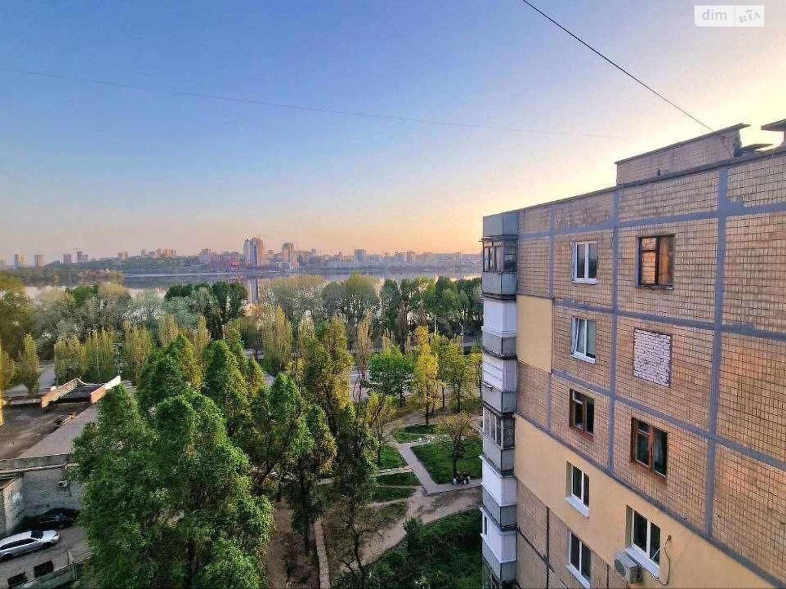 трехкомнатная квартира в Днепре, район Солнечный, на ул. Солнечная Набережная 42 в аренду на долгий срок помесячно фото 1