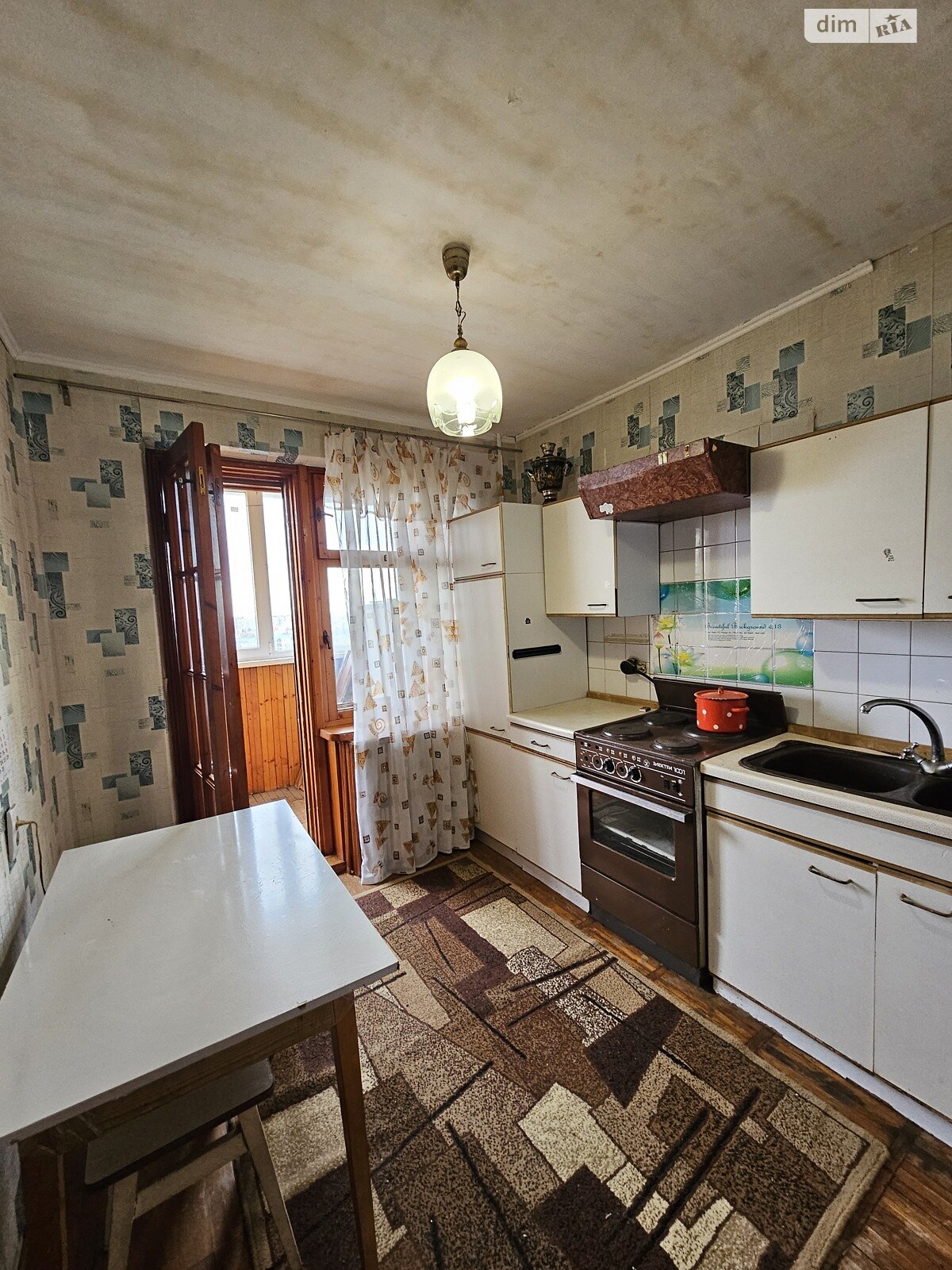 однокімнатна квартира в Дніпрі, район Будівельник, на вул. Василя Сліпака 46 в довготривалу оренду помісячно фото 1