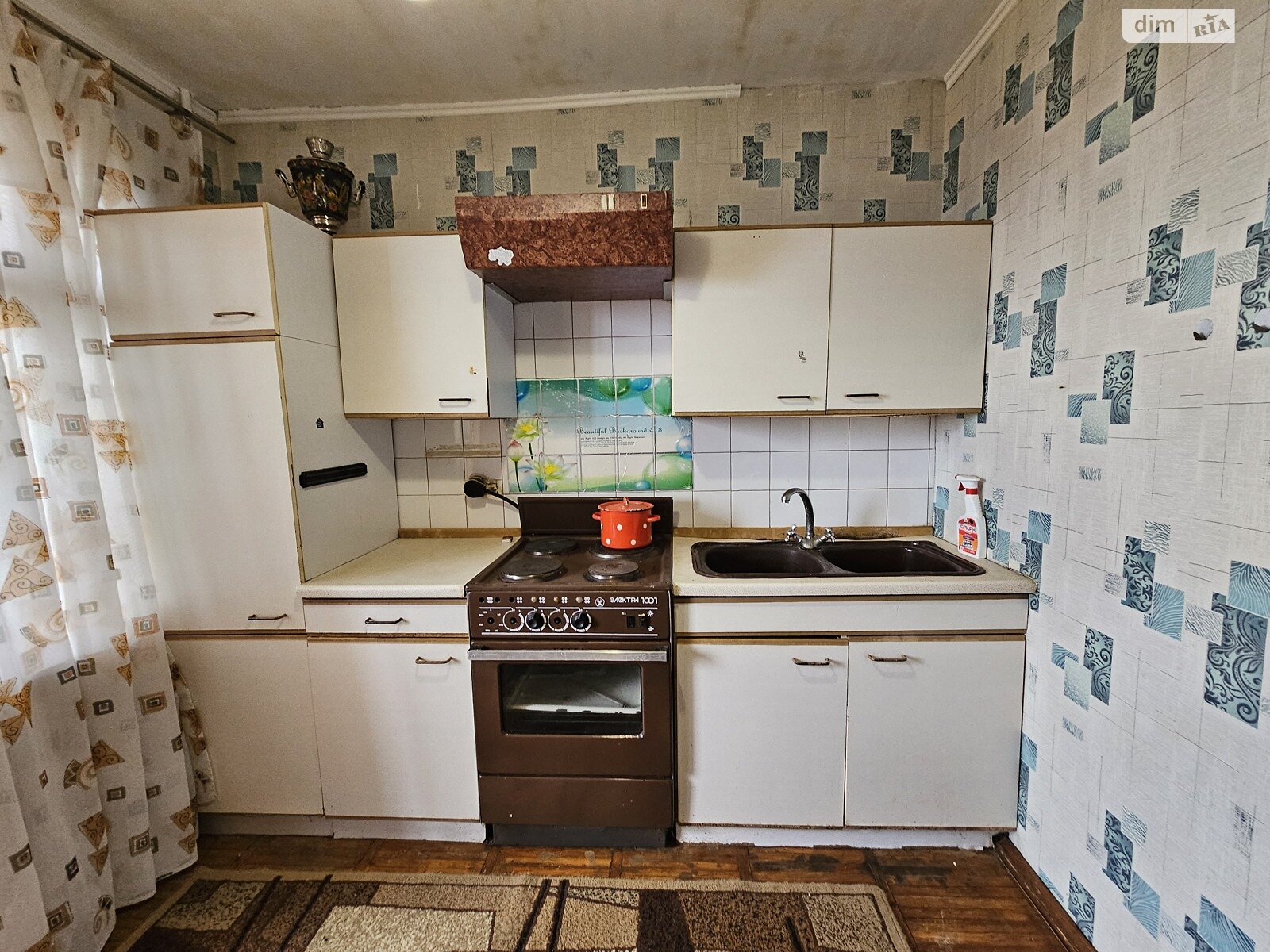 однокімнатна квартира в Дніпрі, район Будівельник, на вул. Василя Сліпака 46 в довготривалу оренду помісячно фото 1