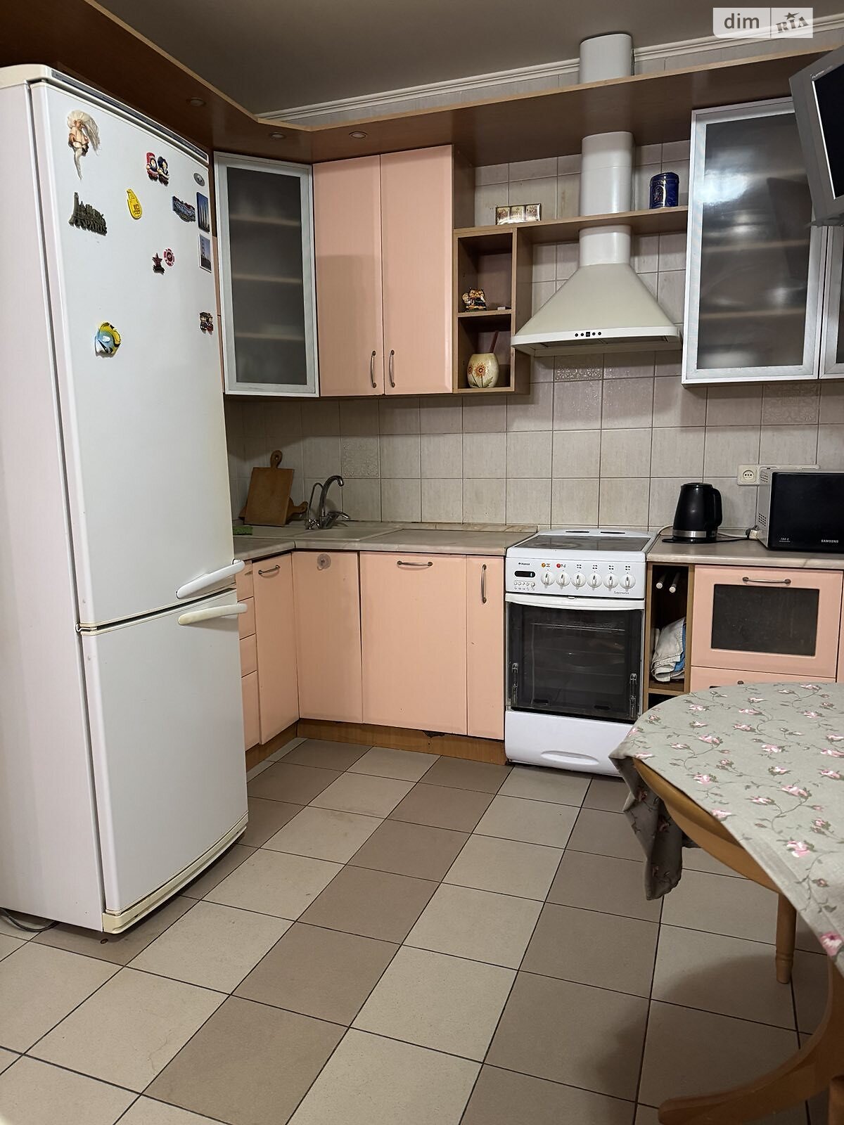 трикімнатна квартира в Дніпрі, район Титова, на вул. Алана Шепарда в довготривалу оренду помісячно фото 1 трикімнатна квартира в Дніпрі, район Титова, на вул. Алана Шепарда в довготривалу оренду помісячно фото 1