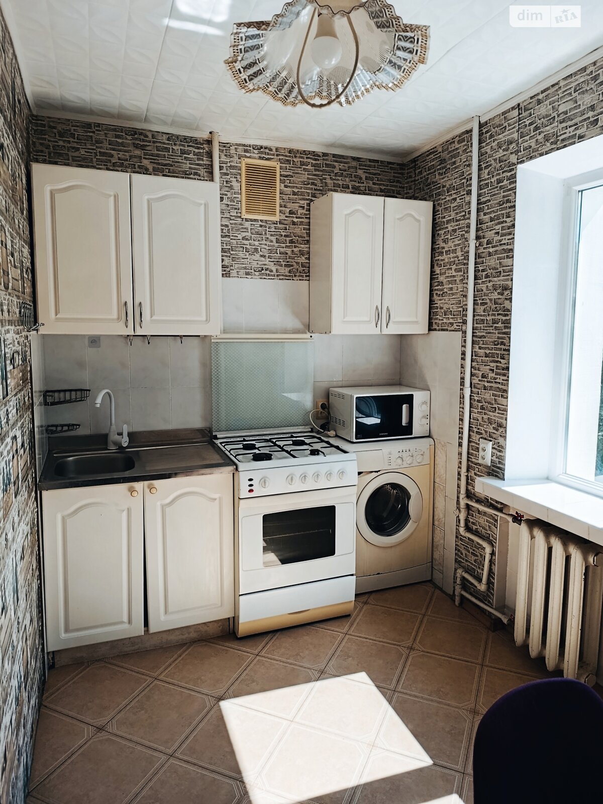 двухкомнатная квартира в Днепре, район Титовая, на просп. Хмельницкого Богдана 26А, кв. 13 в аренду на долгий срок помесячно фото 1 двухкомнатная квартира в Днепре, район Титовая, на просп. Хмельницкого Богдана 26А, кв. 13 в аренду на долгий срок помесячно фото 1