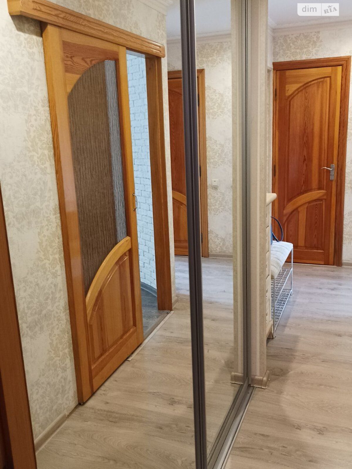 трикімнатна квартира в Дніпрі, район Титова, на вул. Незалежності в довготривалу оренду помісячно фото 1 трикімнатна квартира в Дніпрі, район Титова, на вул. Незалежності в довготривалу оренду помісячно фото 1