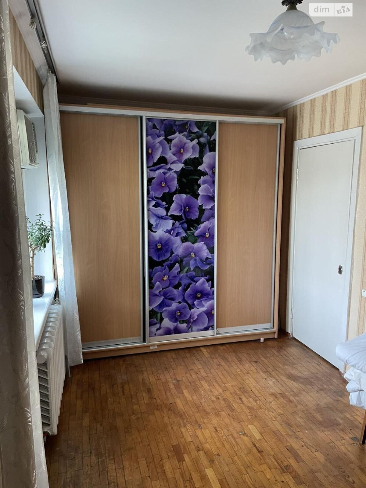 трехкомнатная квартира в Днепре, район Титовая, на ул. Янгеля Академика в аренду на долгий срок помесячно фото 1 трехкомнатная квартира в Днепре, район Титовая, на ул. Янгеля Академика в аренду на долгий срок помесячно фото 1