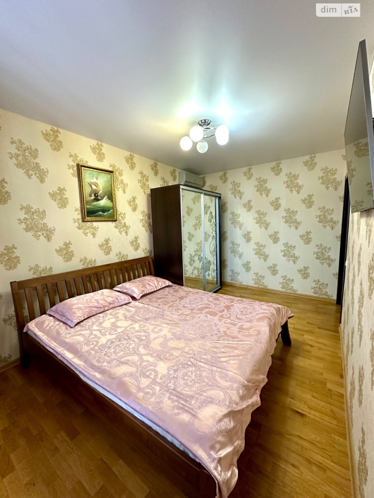 двухкомнатная квартира в Днепре, район Тополь-1, на пер. Джинчарадзе 1 в аренду на долгий срок помесячно фото 1 двухкомнатная квартира в Днепре, район Тополь-1, на пер. Джинчарадзе 1 в аренду на долгий срок помесячно фото 1