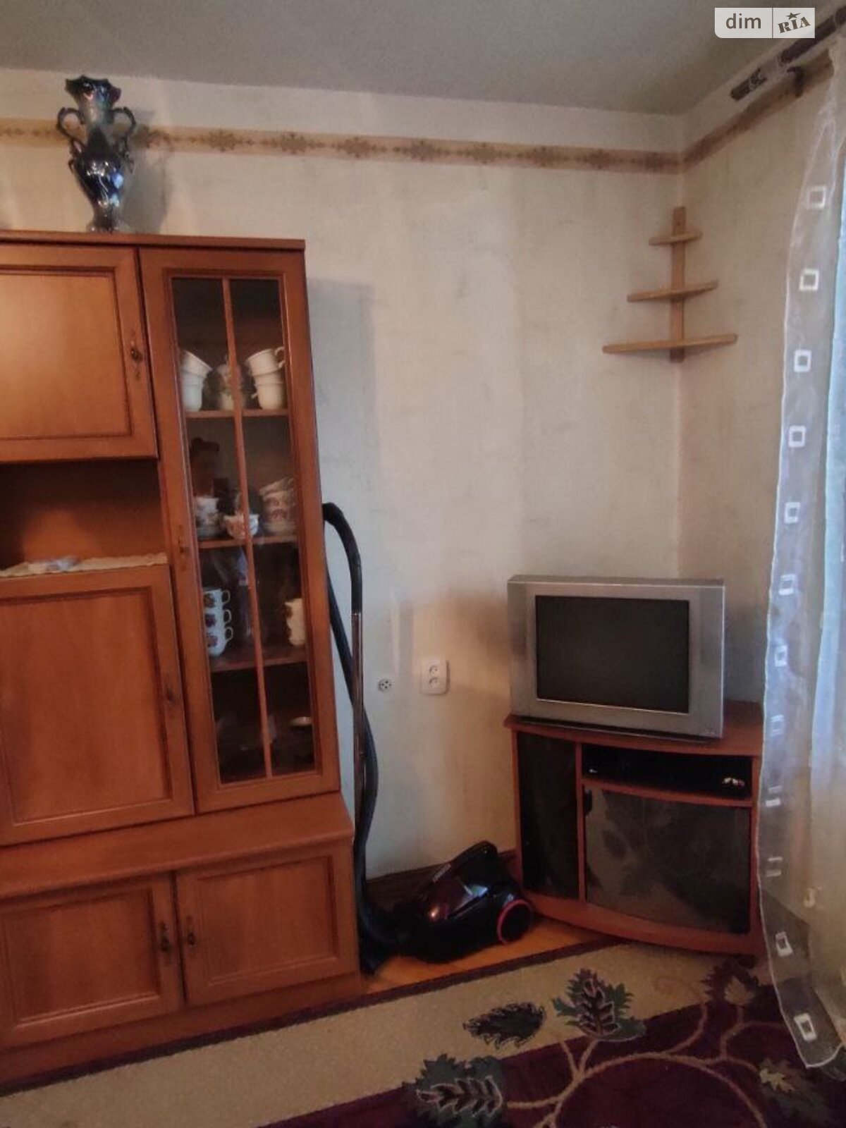 трикімнатна квартира в Дніпрі, район Тополя-1, на пров. Джинчарадзе 1 в довготривалу оренду помісячно фото 1 трикімнатна квартира в Дніпрі, район Тополя-1, на пров. Джинчарадзе 1 в довготривалу оренду помісячно фото 1