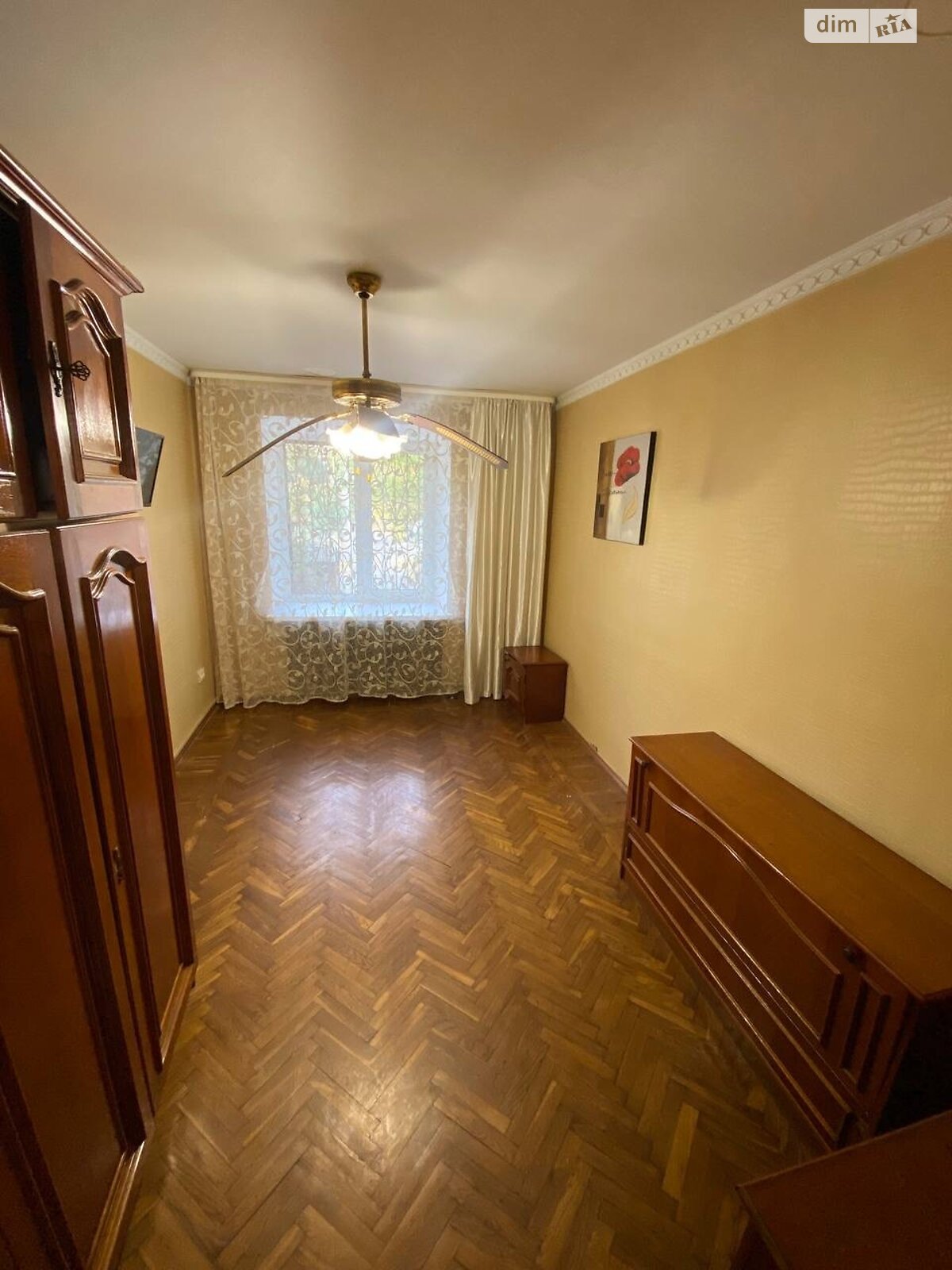 трехкомнатная квартира в Днепре, район Тополь-1, на мас. Тополь-1 11 в аренду на долгий срок помесячно фото 1 трехкомнатная квартира в Днепре, район Тополь-1, на мас. Тополь-1 11 в аренду на долгий срок помесячно фото 1