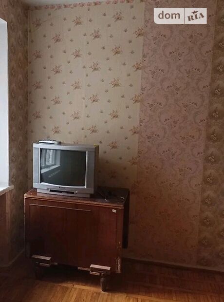 трикімнатна квартира з меблями в Дніпрі, район Тополя-1, на шосе Запорізьке в довготривалу оренду помісячно фото 1