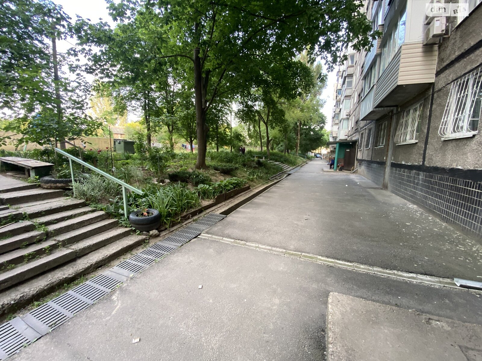 трехкомнатная квартира в Днепре, район Тополь-1, на шоссе Запорожское 19 в аренду на долгий срок помесячно фото 1 трехкомнатная квартира в Днепре, район Тополь-1, на шоссе Запорожское 19 в аренду на долгий срок помесячно фото 1