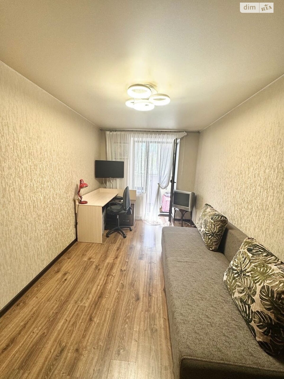 двухкомнатная квартира в Днепре, район Тополь-1, на шоссе Запорожское 48 в аренду на долгий срок помесячно фото 1 двухкомнатная квартира в Днепре, район Тополь-1, на шоссе Запорожское 48 в аренду на долгий срок помесячно фото 1