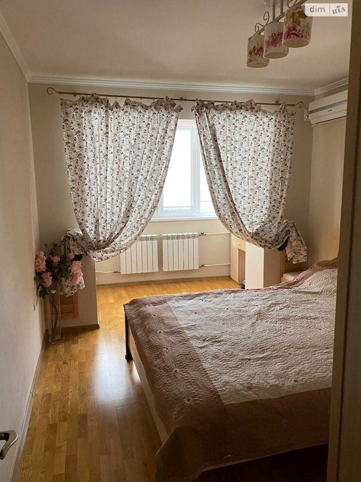 двухкомнатная квартира в Днепре, на мас. Тополь-2 34 в аренду на долгий срок помесячно фото 1