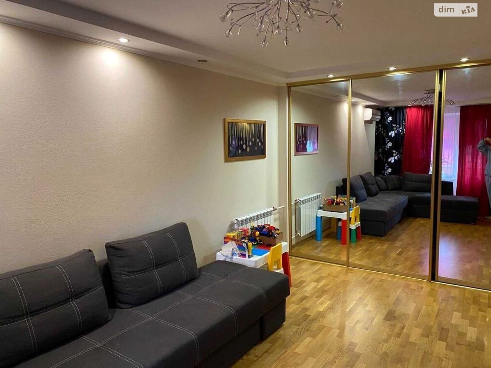 двухкомнатная квартира в Днепре, на мас. Тополь-2 34 в аренду на долгий срок помесячно фото 1