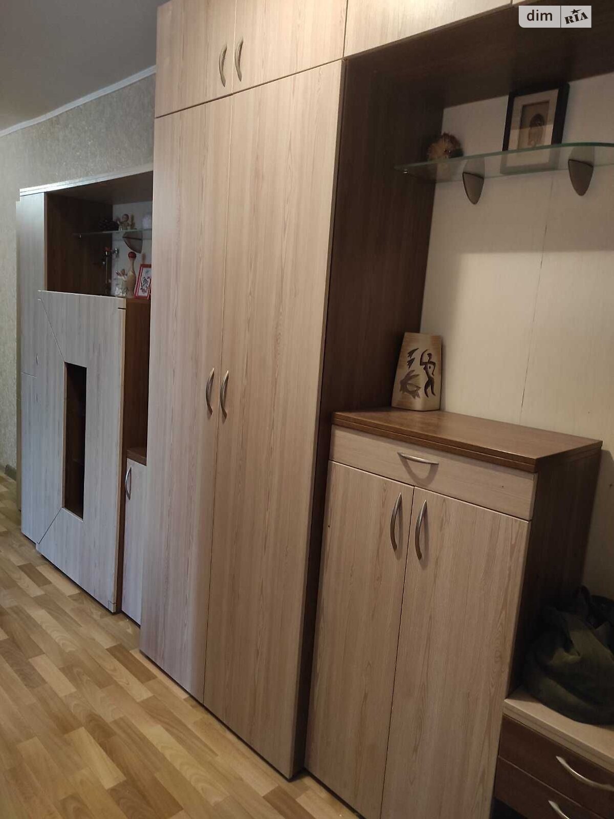 трикімнатна квартира в Дніпрі, район Тополя-2, на мас. Тополя-2 7 в довготривалу оренду помісячно фото 1 трикімнатна квартира в Дніпрі, район Тополя-2, на мас. Тополя-2 7 в довготривалу оренду помісячно фото 1