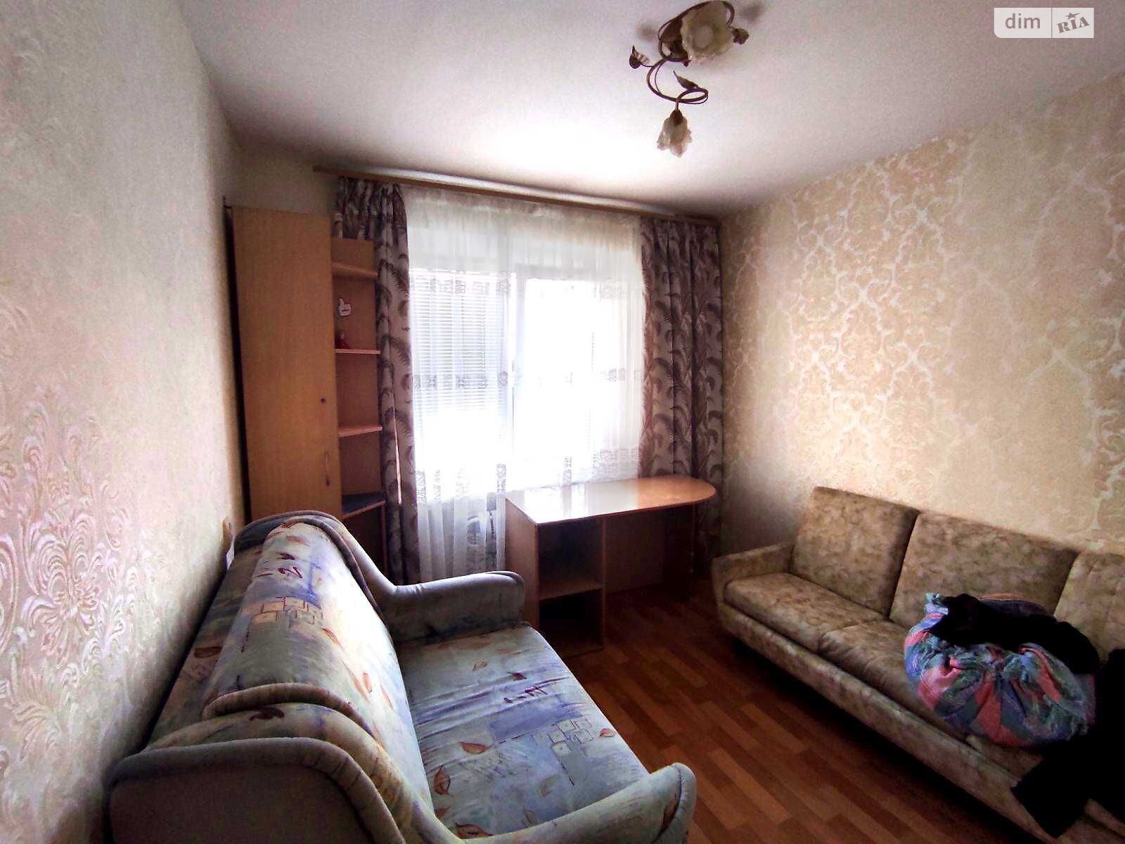 трикімнатна квартира в Дніпрі, район Тополя-2, на мас. Тополя-2 7 в довготривалу оренду помісячно фото 1 трикімнатна квартира в Дніпрі, район Тополя-2, на мас. Тополя-2 7 в довготривалу оренду помісячно фото 1
