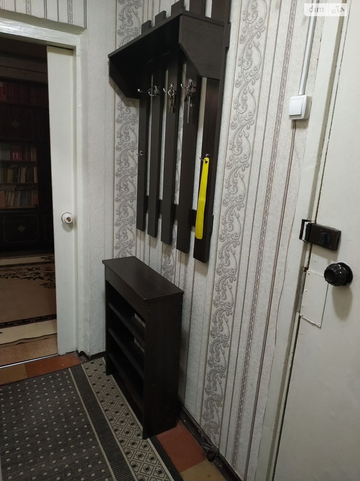 двокімнатна квартира в Дніпрі, район Тополя-2, на мас. Тополя-2 3 в довготривалу оренду помісячно фото 1 двокімнатна квартира в Дніпрі, район Тополя-2, на мас. Тополя-2 3 в довготривалу оренду помісячно фото 1