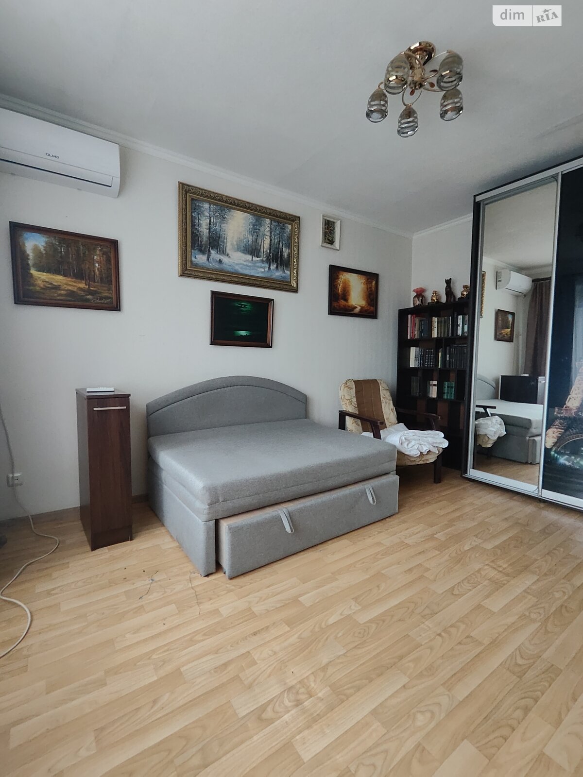 однокімнатна квартира в Дніпрі, район Тополя-2, на мас. Тополя-2 в довготривалу оренду помісячно фото 1