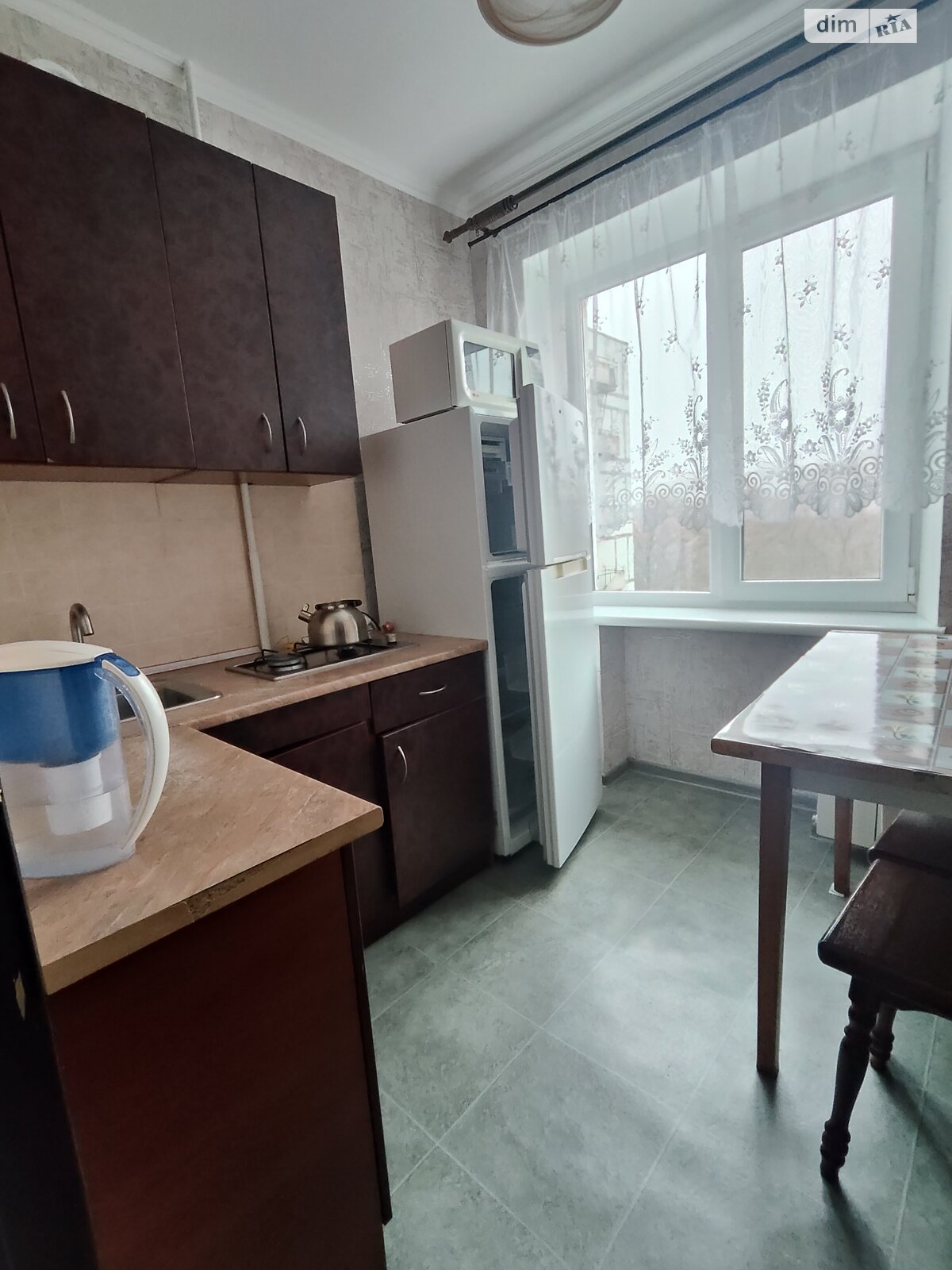 однокімнатна квартира в Дніпрі, район Тополя-2, на мас. Тополя-2 в довготривалу оренду помісячно фото 1