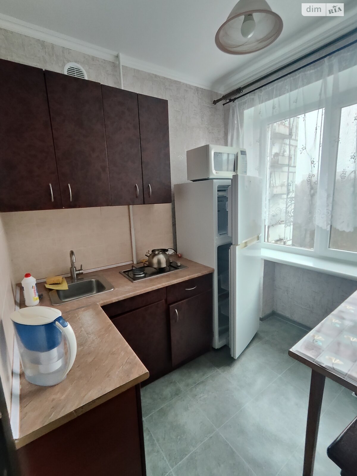 однокімнатна квартира в Дніпрі, район Тополя-2, на мас. Тополя-2 в довготривалу оренду помісячно фото 1