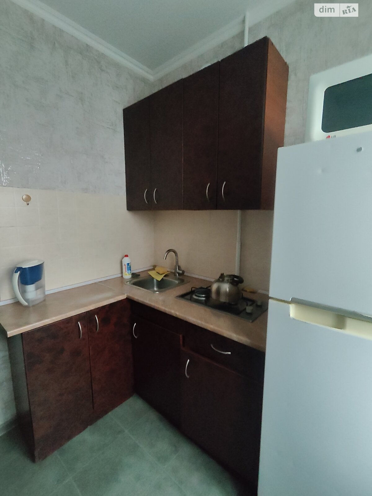 однокімнатна квартира в Дніпрі, район Тополя-2, на мас. Тополя-2 в довготривалу оренду помісячно фото 1