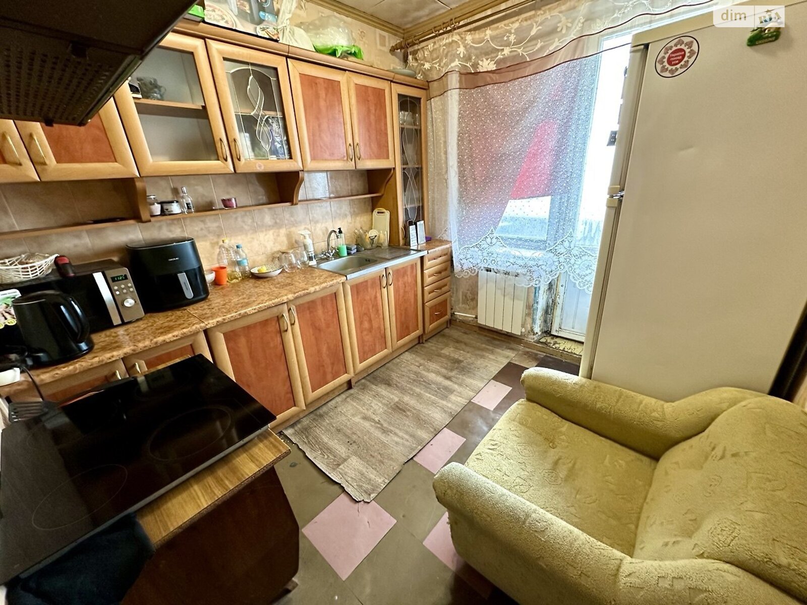 однокомнатная квартира в Днепре, район Тополь-2, на мас. Тополь-2 39 в аренду на долгий срок помесячно фото 1