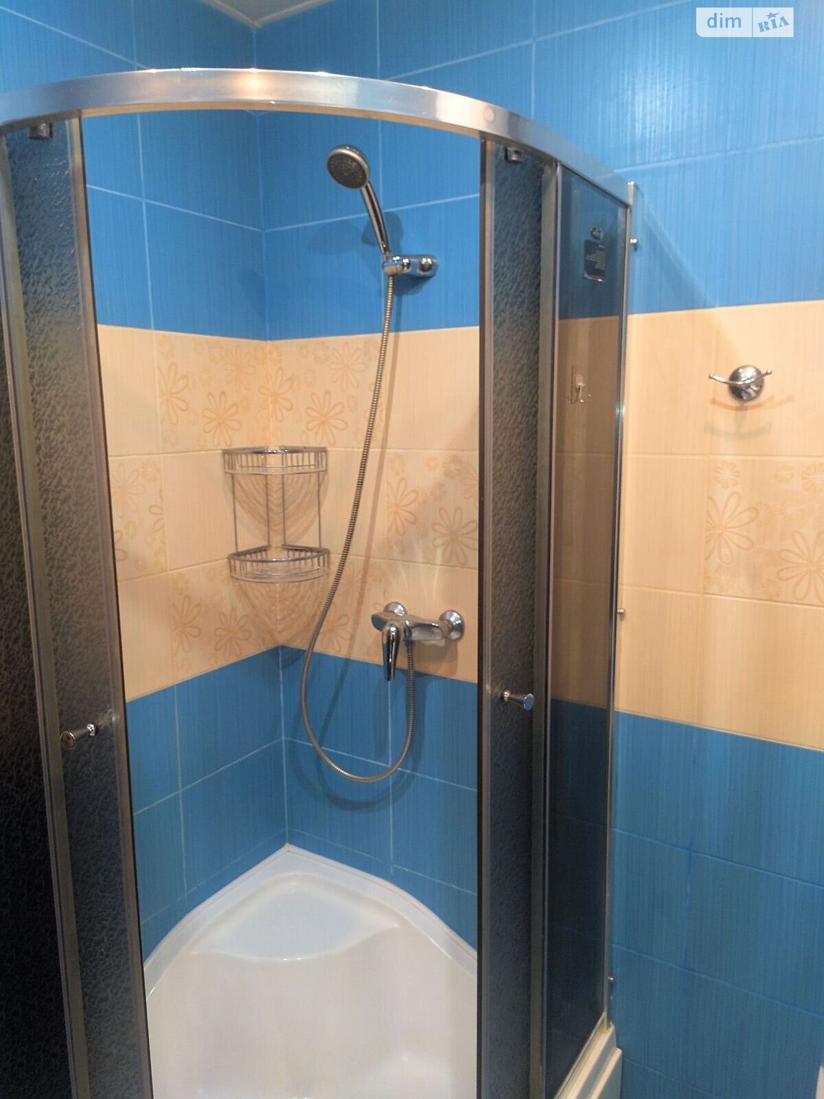 однокомнатная квартира в Днепре, на мас. Тополь-3 77 в аренду на долгий срок помесячно фото 1