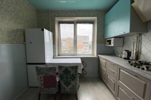 двухкомнатная квартира в Днепре, район Тополь-3, на мас. Тополь-3 1/1 в аренду на долгий срок помесячно фото 2
