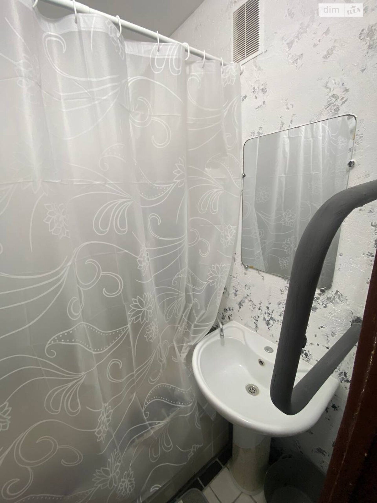 трехкомнатная квартира в Днепре, район Шевченковский, на мас. Тополь-3 20 корпус 2 в аренду на долгий срок помесячно фото 1 трехкомнатная квартира в Днепре, район Шевченковский, на мас. Тополь-3 20 корпус 2 в аренду на долгий срок помесячно фото 1