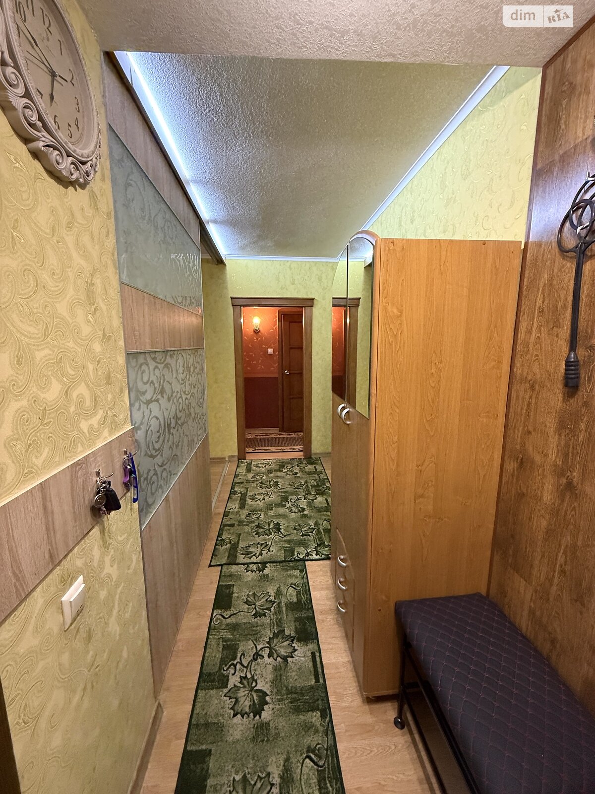 трикімнатна квартира в Дніпрі, район Тополя-3, на мас. Тополя-3 12 в довготривалу оренду помісячно фото 1 трикімнатна квартира в Дніпрі, район Тополя-3, на мас. Тополя-3 12 в довготривалу оренду помісячно фото 1