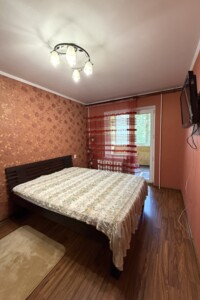 трикімнатна квартира в Дніпрі, район Тополя-3, на мас. Тополя-3 12 в довготривалу оренду помісячно фото 2