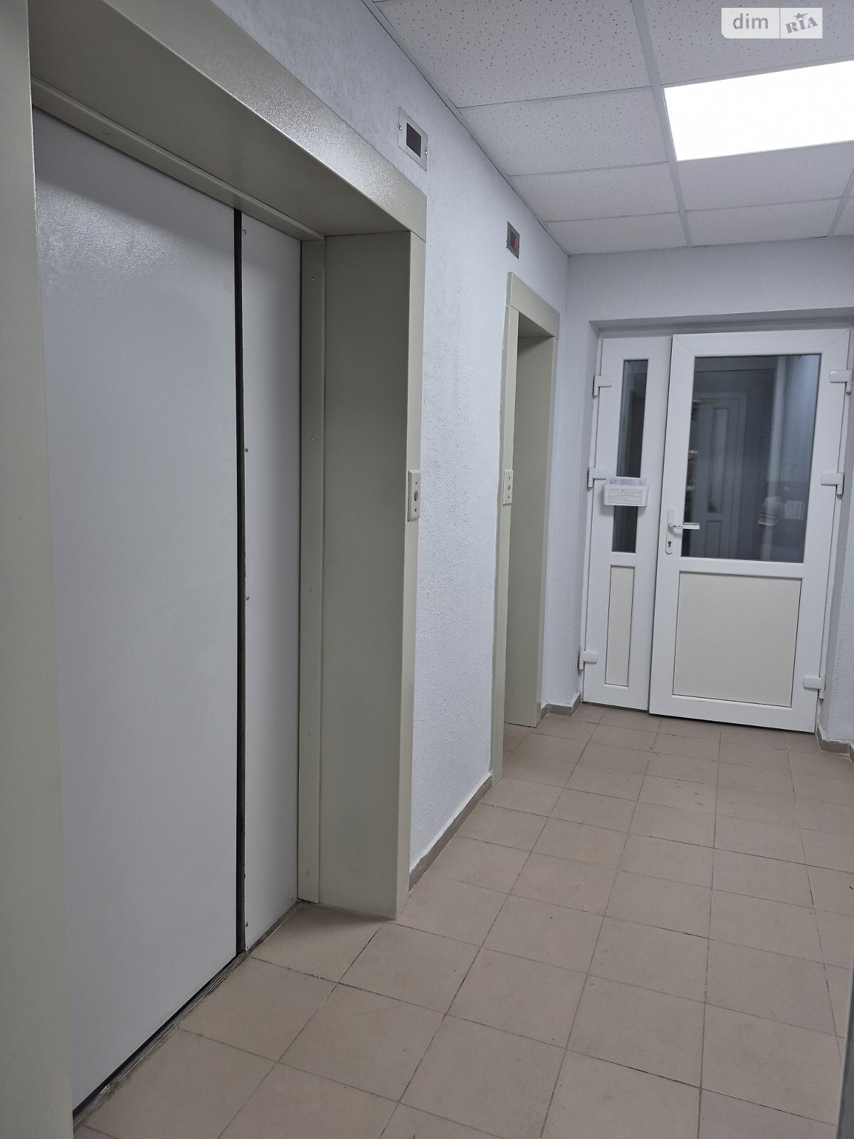 двокімнатна квартира в Дніпрі, район Тополя-3, на мас. Тополя-3 в довготривалу оренду помісячно фото 1 двокімнатна квартира в Дніпрі, район Тополя-3, на мас. Тополя-3 в довготривалу оренду помісячно фото 1