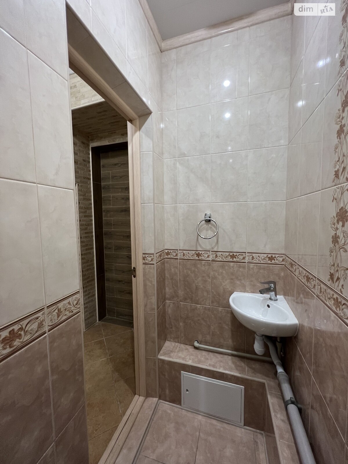 двухкомнатная квартира в Днепре, район Центр, на ул. 93-й Холодноярской Бригады в аренду на долгий срок помесячно фото 1