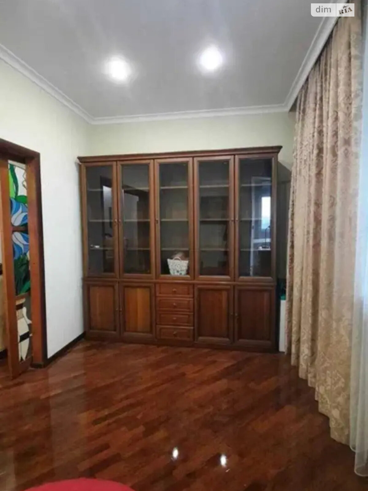 п`ятикімнатна квартира в Дніпрі, район Центр, на вул. Європейська 30 в довготривалу оренду помісячно фото 1 п`ятикімнатна квартира в Дніпрі, район Центр, на вул. Європейська 30 в довготривалу оренду помісячно фото 1