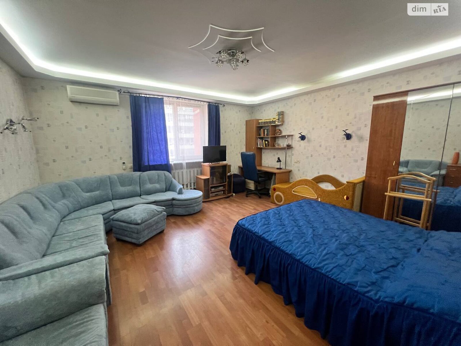 четырехкомнатная квартира в Днепре, район Центр, на ул. Европейская 30 в аренду на долгий срок помесячно фото 1