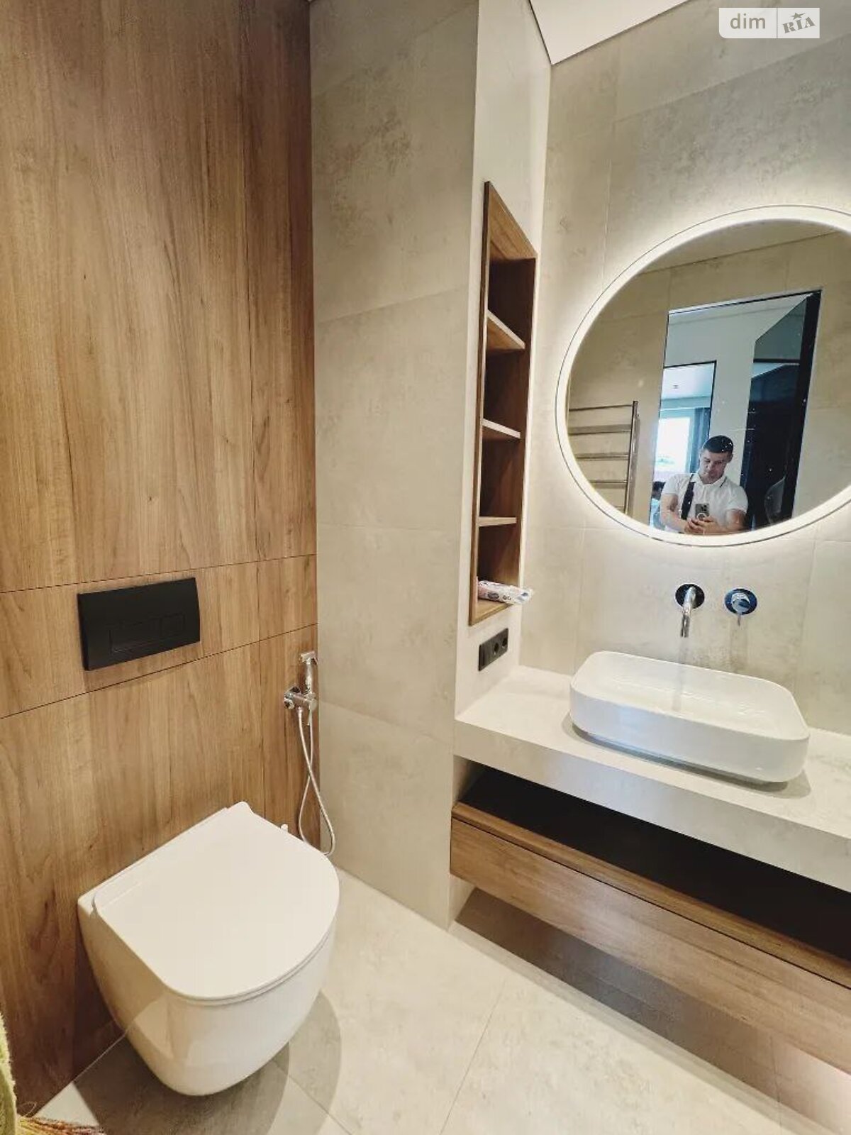 двокімнатна квартира в Дніпрі, район Центр, на вул. Європейська 9А в довготривалу оренду помісячно фото 1 двокімнатна квартира в Дніпрі, район Центр, на вул. Європейська 9А в довготривалу оренду помісячно фото 1