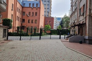 чотирикімнатна квартира в Дніпрі, район Центр, на вул. Виконкомівська 7 в довготривалу оренду помісячно фото 2