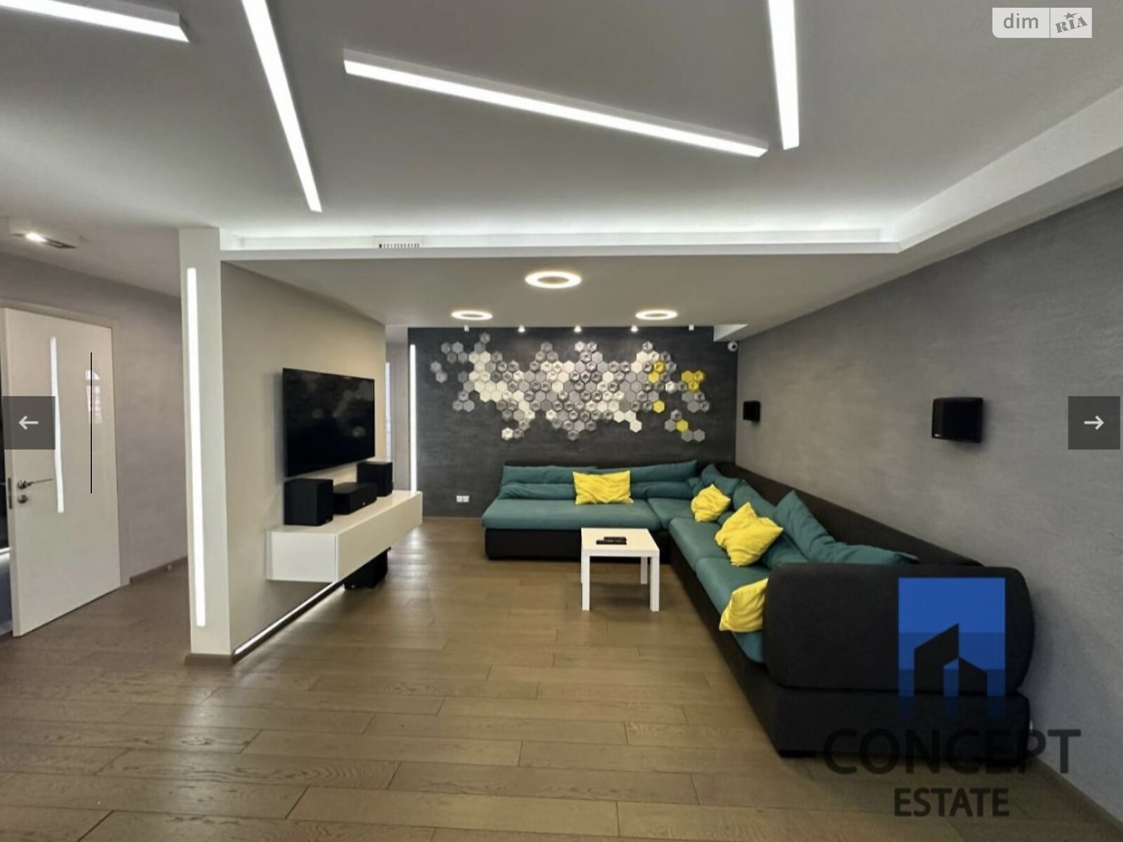 трехкомнатная квартира в Днепре, район Соборный, на ул. Исполкомовская 7 в аренду на долгий срок помесячно фото 1