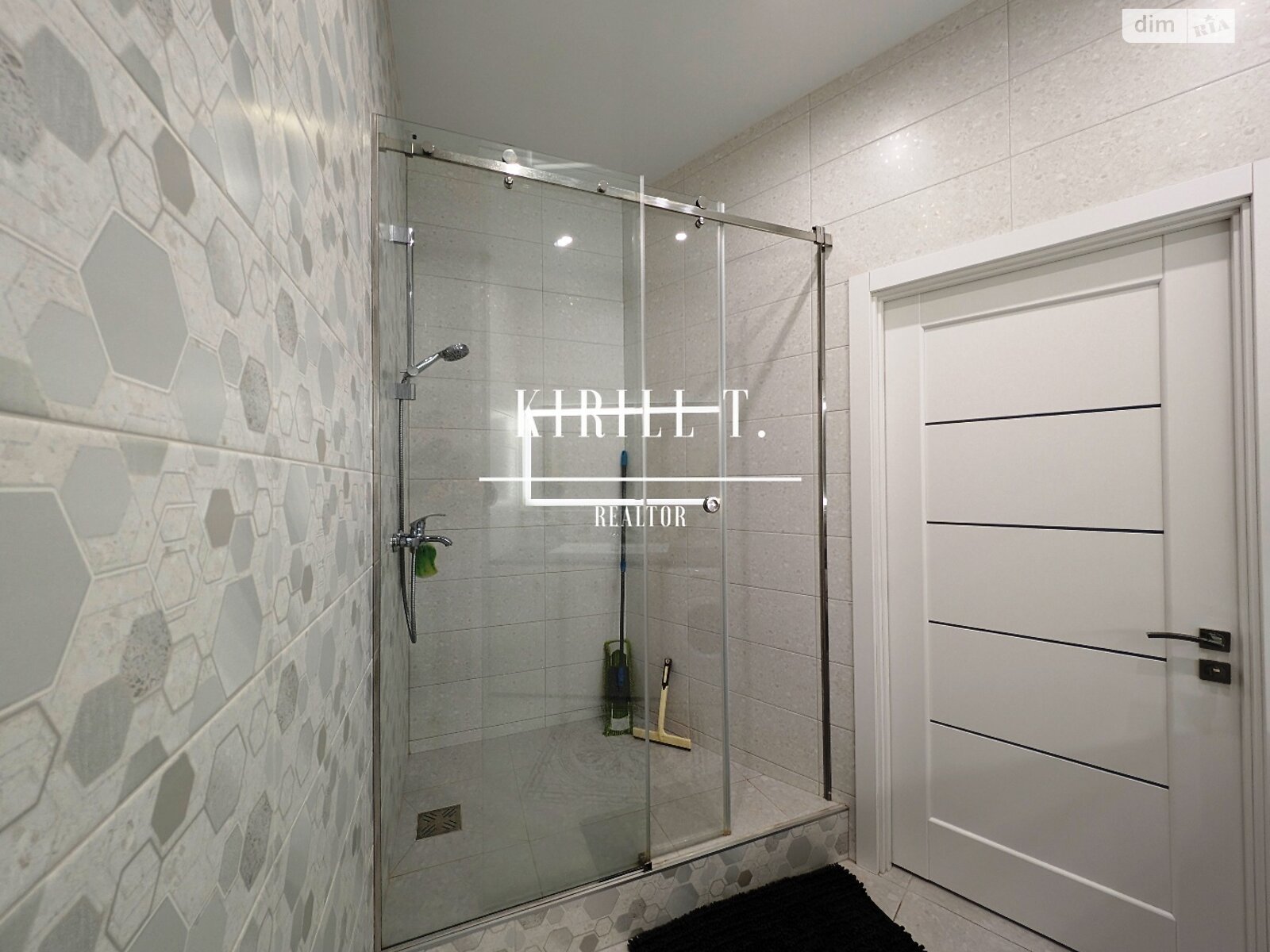 двухкомнатная квартира в Днепре, район Центр, на ул. Исполкомовская 24Б, кв. 81 в аренду на долгий срок помесячно фото 1