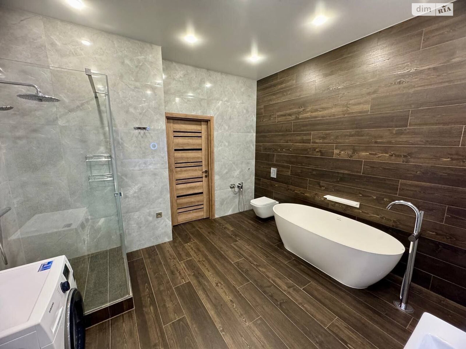 двухкомнатная квартира в Днепре, район Центр, на спуск Крутогорный 28 в аренду на долгий срок помесячно фото 1 двухкомнатная квартира в Днепре, район Центр, на спуск Крутогорный 28 в аренду на долгий срок помесячно фото 1