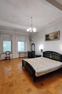 четырехкомнатная квартира в Днепре, район Центр, на ул. Лазаря Глобы 13 в аренду на долгий срок помесячно фото 2 четырехкомнатная квартира в Днепре, район Центр, на ул. Лазаря Глобы 13 в аренду на долгий срок помесячно фото 2