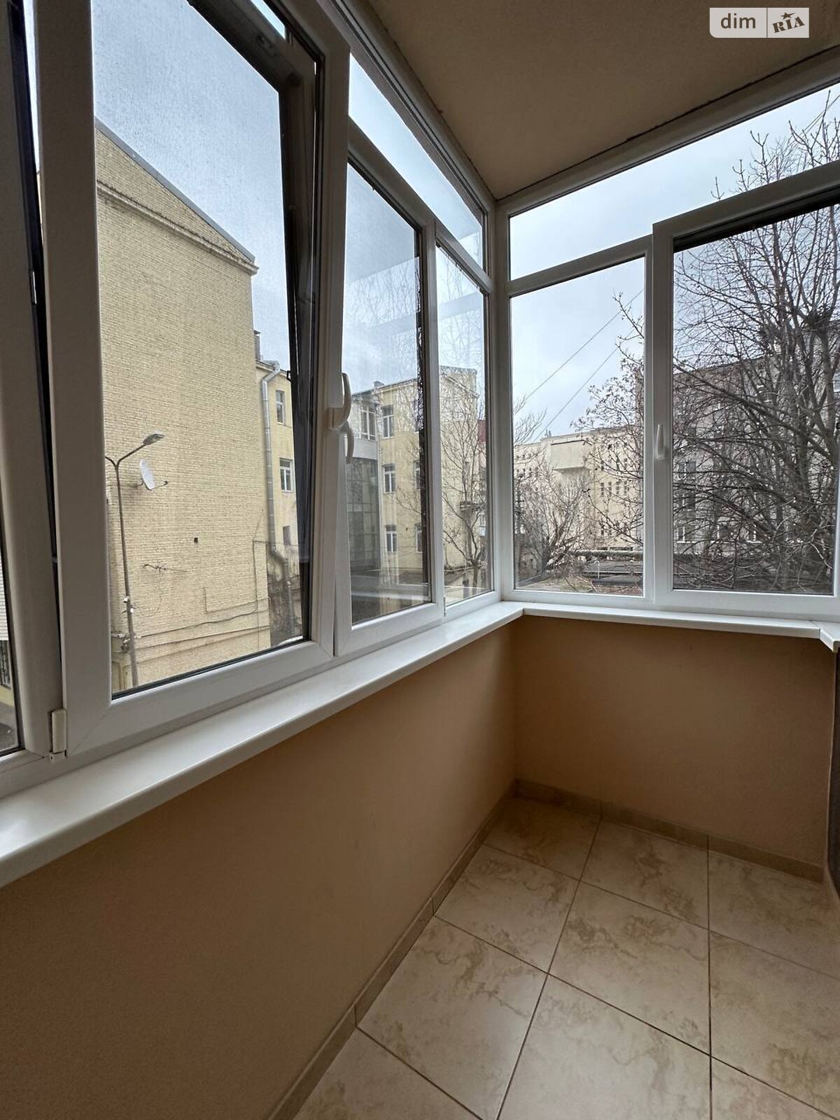 двухкомнатная квартира в Днепре, район Центр, на ул. Мечникова 5 в аренду на долгий срок помесячно фото 1 двухкомнатная квартира в Днепре, район Центр, на ул. Мечникова 5 в аренду на долгий срок помесячно фото 1