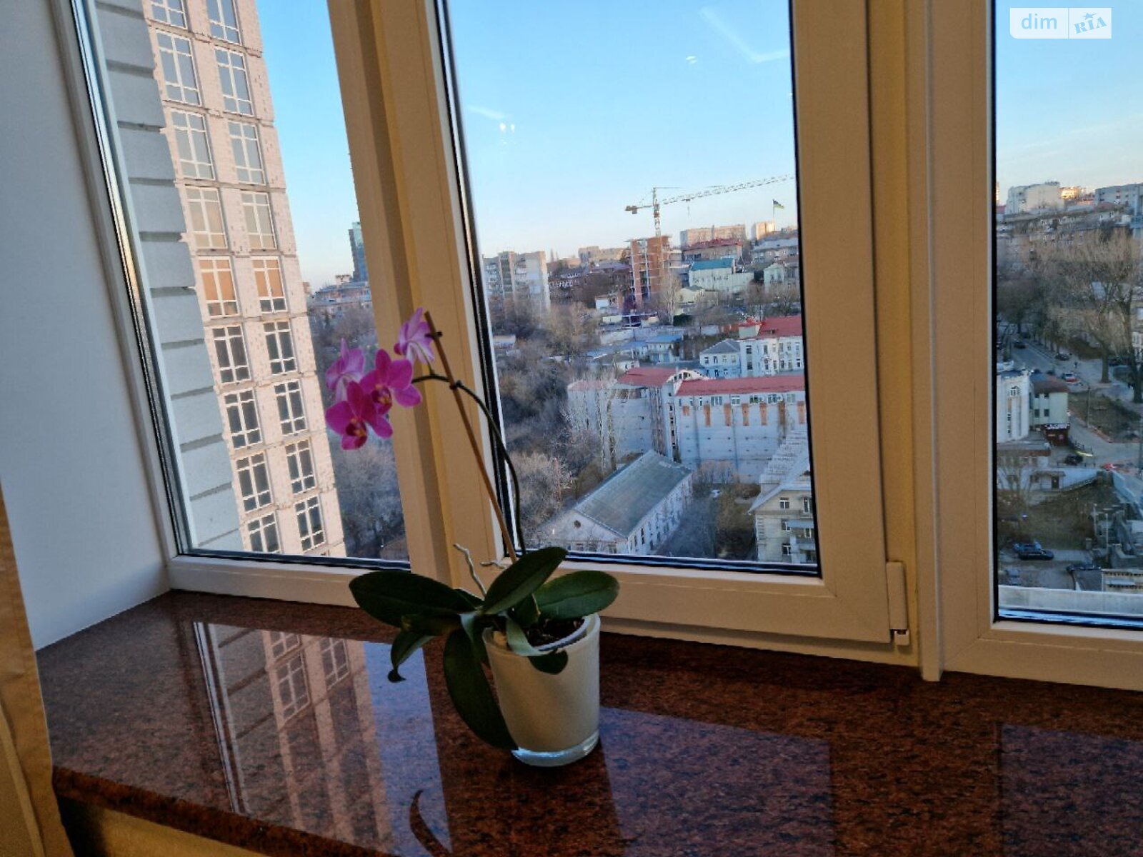 двухкомнатная квартира в Днепре, район Центр, на спуск Крутогорный 20А в аренду на долгий срок помесячно фото 1