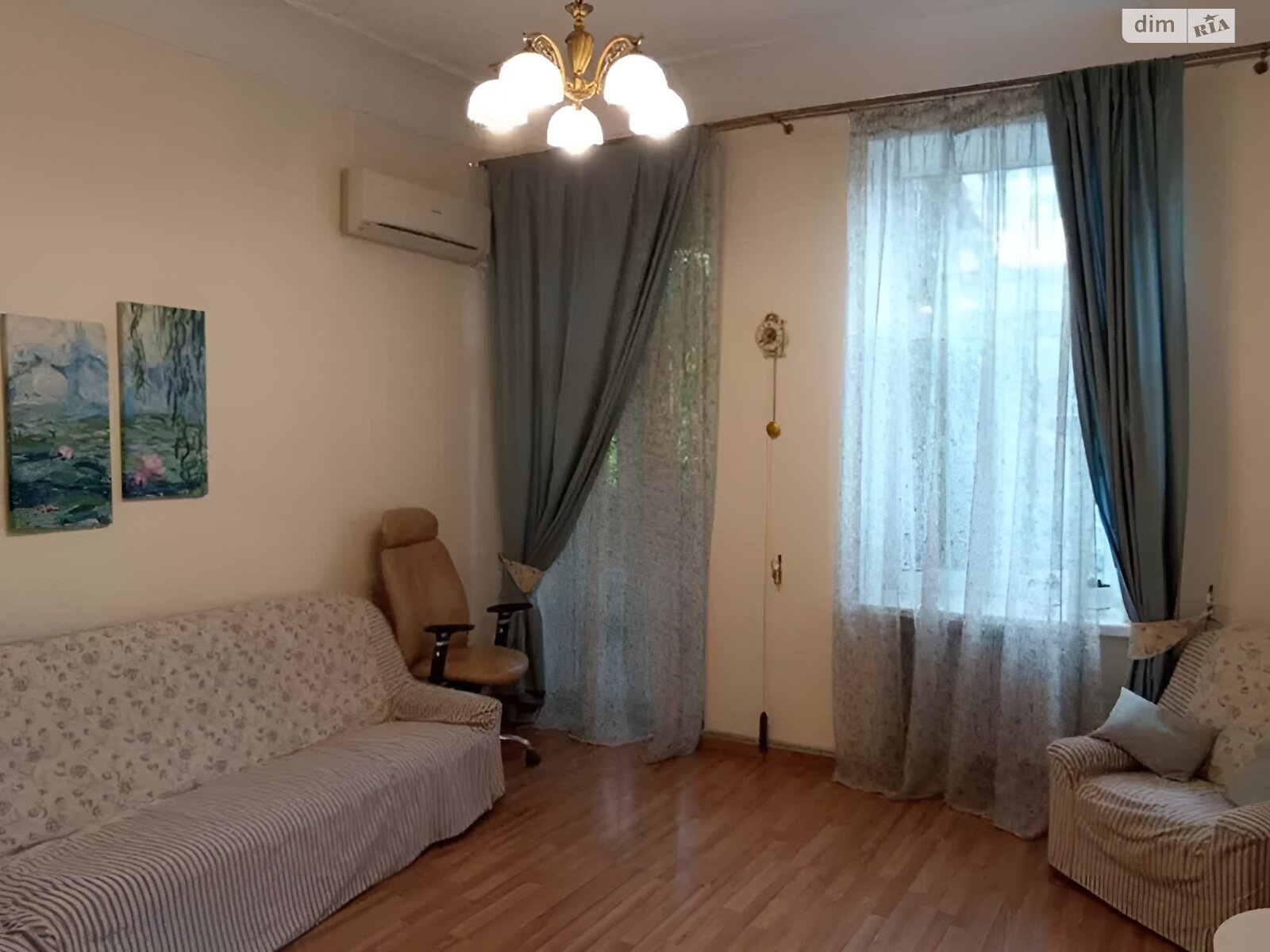 чотирикімнатна квартира в Дніпрі, район Центр, на вул. Петра Капшученка 13 в довготривалу оренду помісячно фото 1 чотирикімнатна квартира в Дніпрі, район Центр, на вул. Петра Капшученка 13 в довготривалу оренду помісячно фото 1