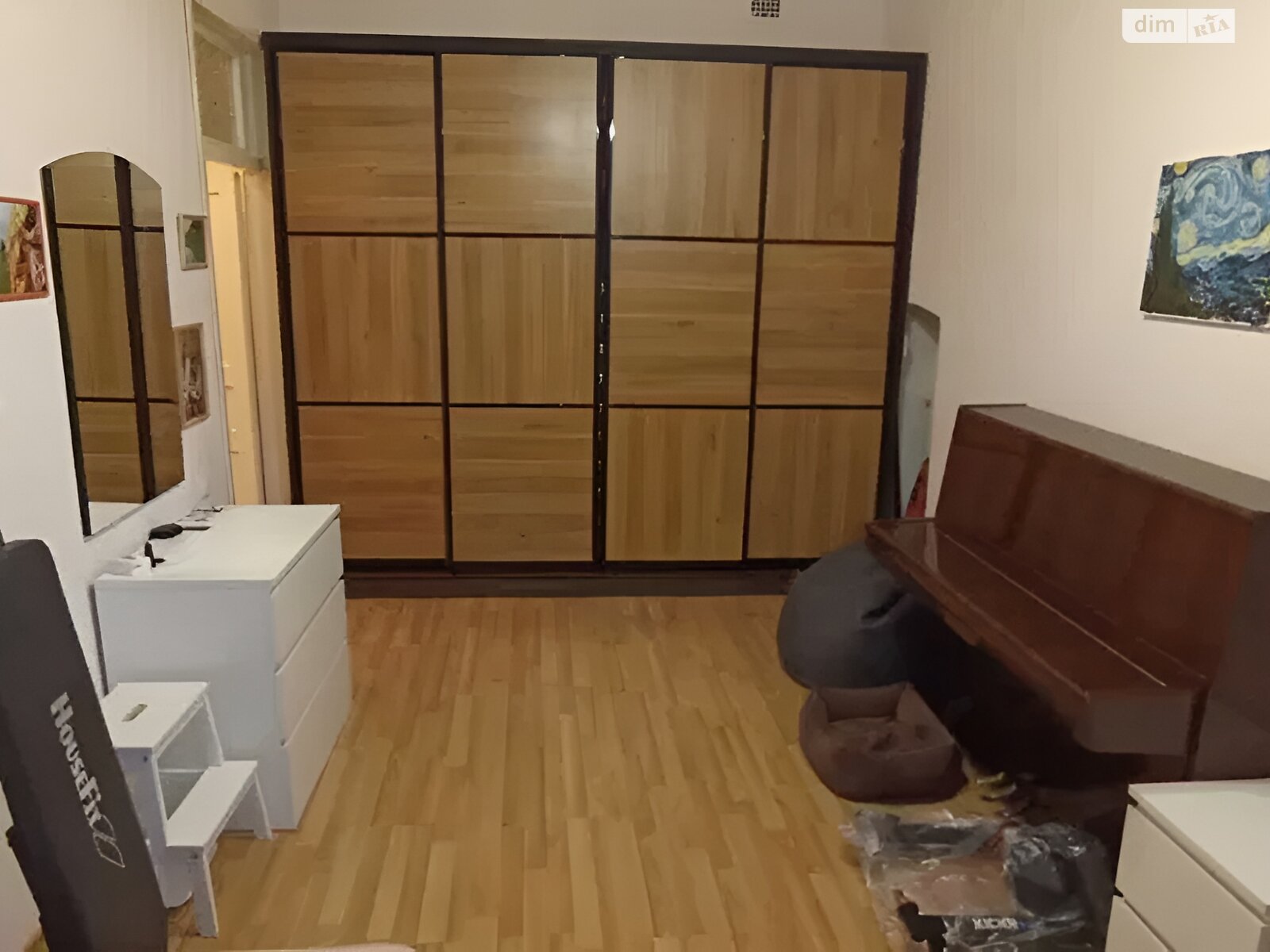 чотирикімнатна квартира в Дніпрі, район Центр, на вул. Петра Капшученка 13 в довготривалу оренду помісячно фото 1 чотирикімнатна квартира в Дніпрі, район Центр, на вул. Петра Капшученка 13 в довготривалу оренду помісячно фото 1