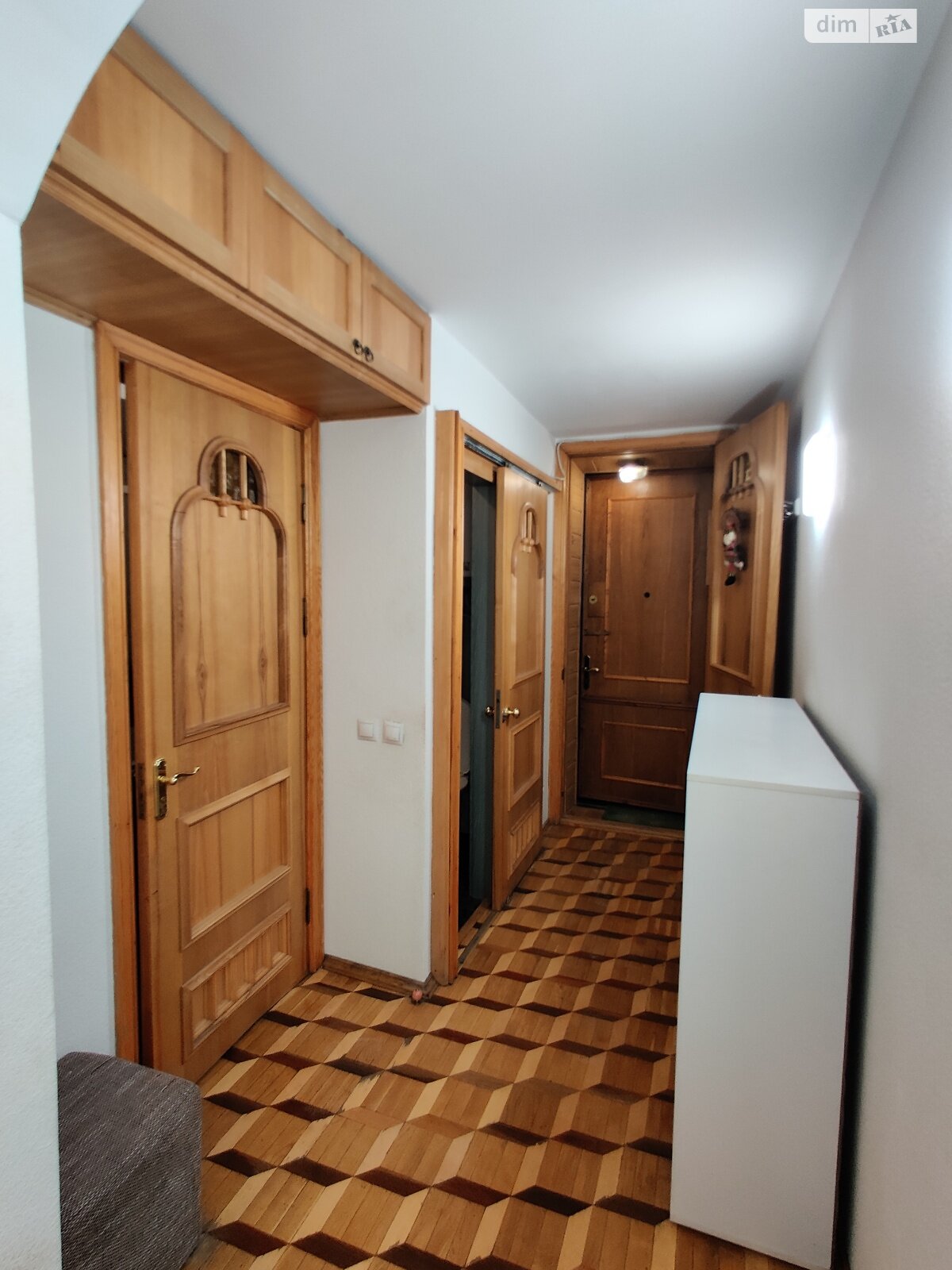 четырехкомнатная квартира в Днепре, район Центр, на ул. Сичеславская Набережная 37 в аренду на долгий срок помесячно фото 1