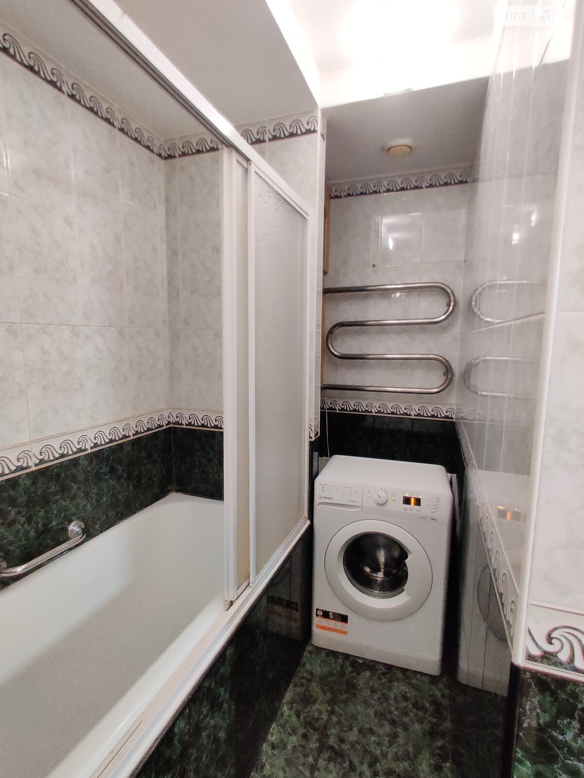 четырехкомнатная квартира в Днепре, район Центр, на ул. Сичеславская Набережная 37 в аренду на долгий срок помесячно фото 1