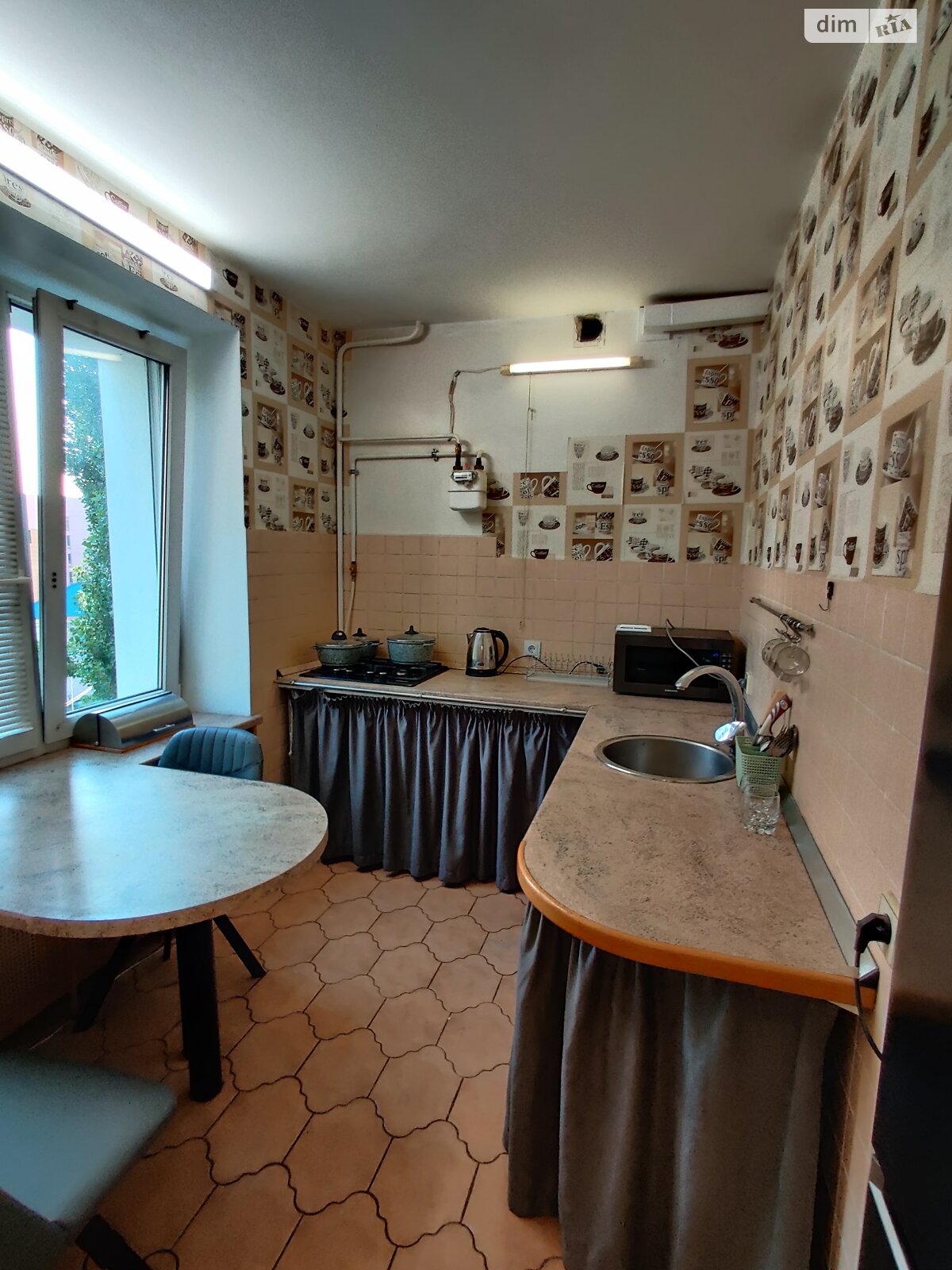 четырехкомнатная квартира в Днепре, район Центр, на ул. Сичеславская Набережная 37 в аренду на долгий срок помесячно фото 1