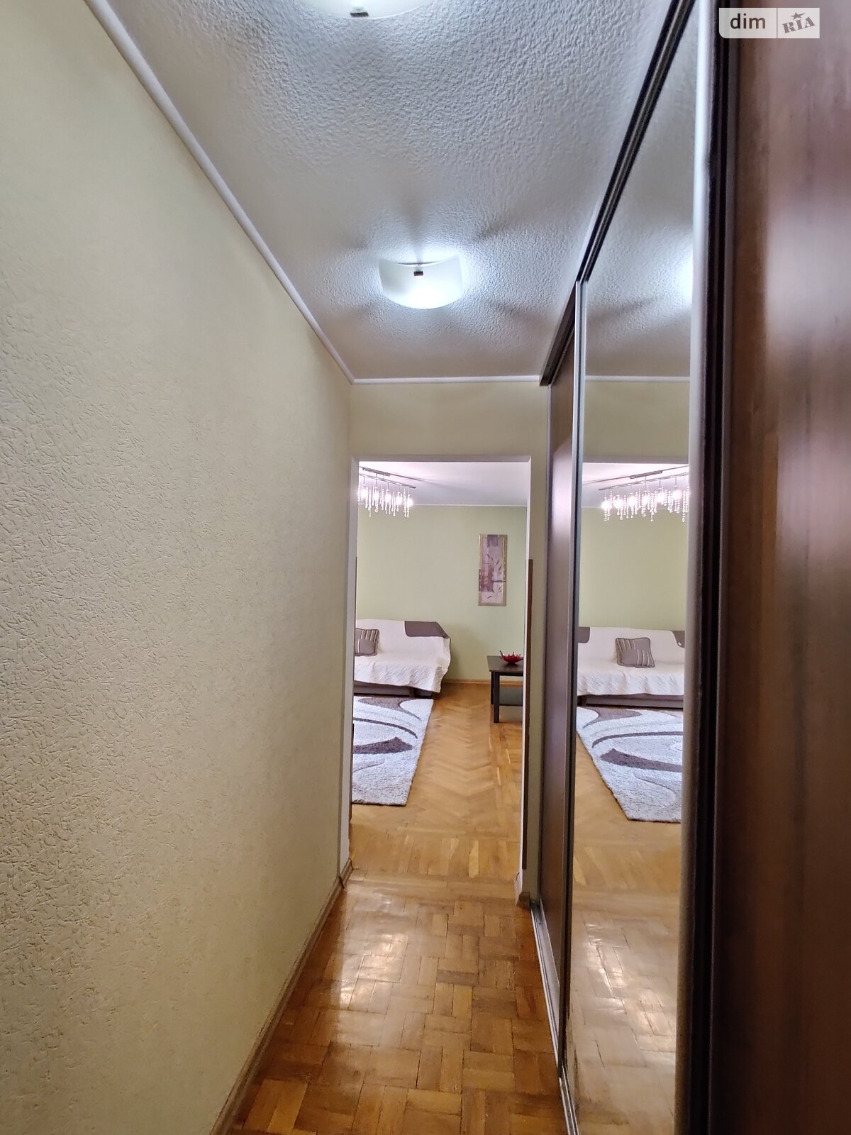 однокімнатна квартира в Дніпрі, район Центр, на вул. Старокозацька 38 в довготривалу оренду помісячно фото 1 однокімнатна квартира в Дніпрі, район Центр, на вул. Старокозацька 38 в довготривалу оренду помісячно фото 1